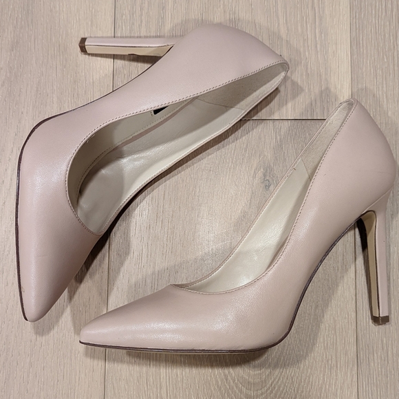 Nine West Nude Stiletto Heels - Picture 1 of 11